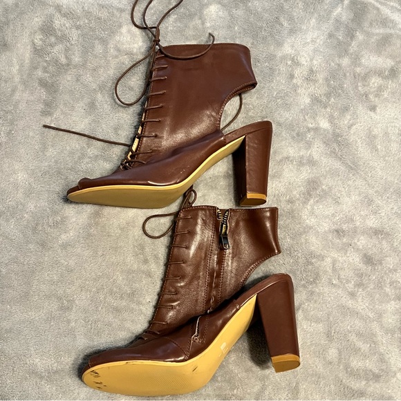 NWOT Marais USA Vegan Leather Brown Lace Front, Side Zip Open Toe & Heel Booties - Picture 3 of 7